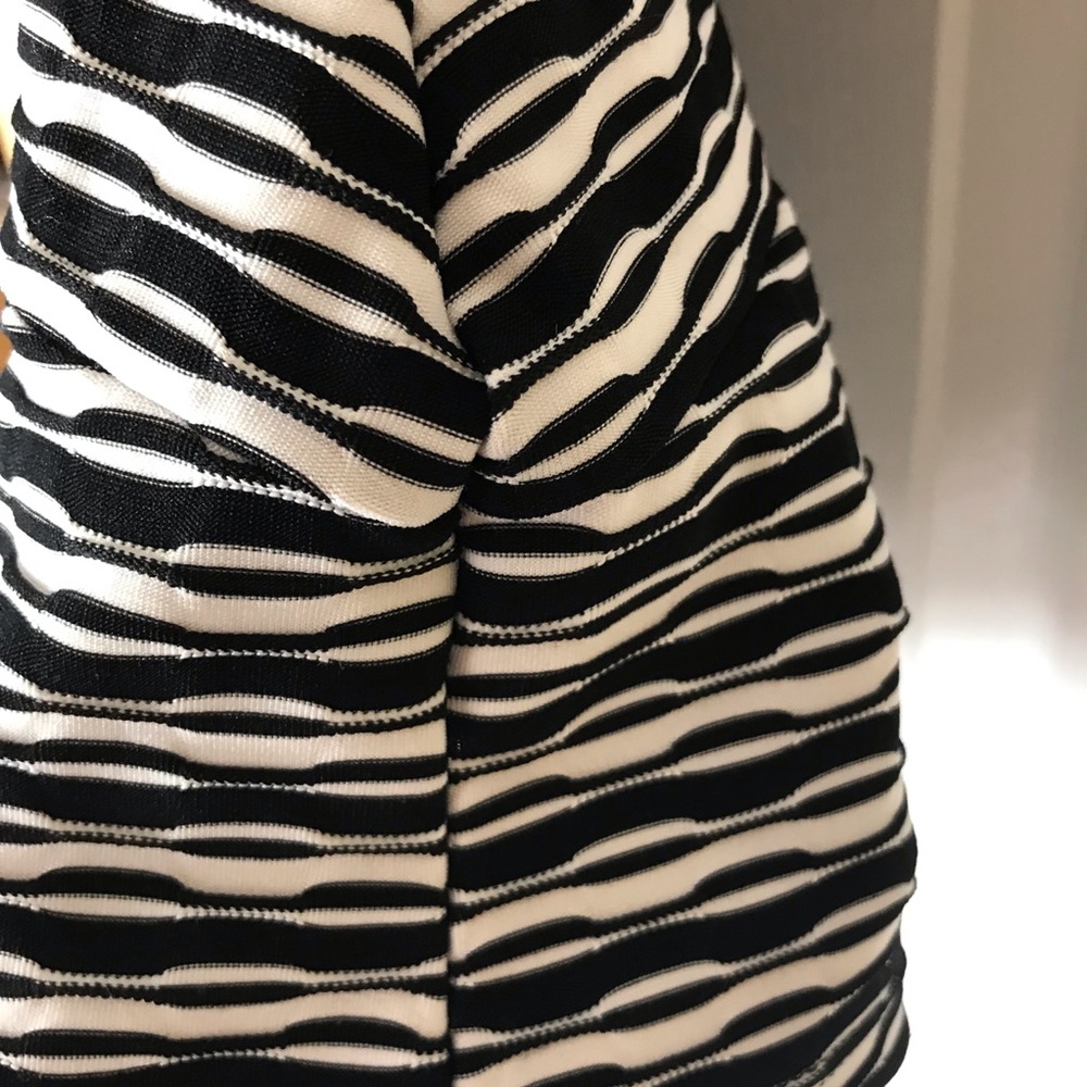 WHBM Bandage Top Size Small EUC - Picture 8 of 8